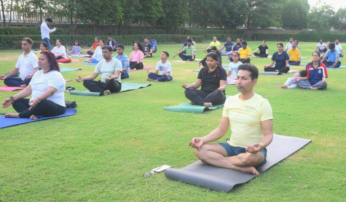 GD Goenka Public School Celebrates International Yoga Day at ‘The Centrum’, Promoting Good Health and Inner Peace img